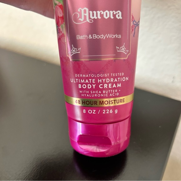 Bath & Body Works Princess Aurora Ultimate Hydration Body Cream 8 Ounces - Picture 4 of 15